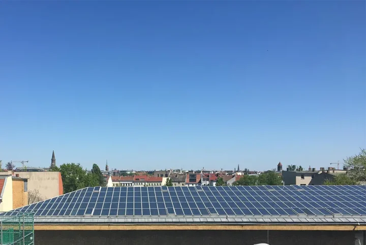 Dach Stadtbad Berlin-Mitte nach Sanierung